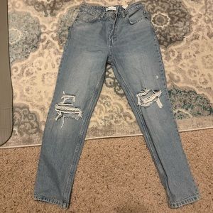 Zara Ripped Jeans. Size 4.